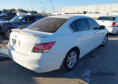 2008 Honda Accord 2.4 Lx-P z USA, uszkodzony, nr VIN JHMCP26408C028307